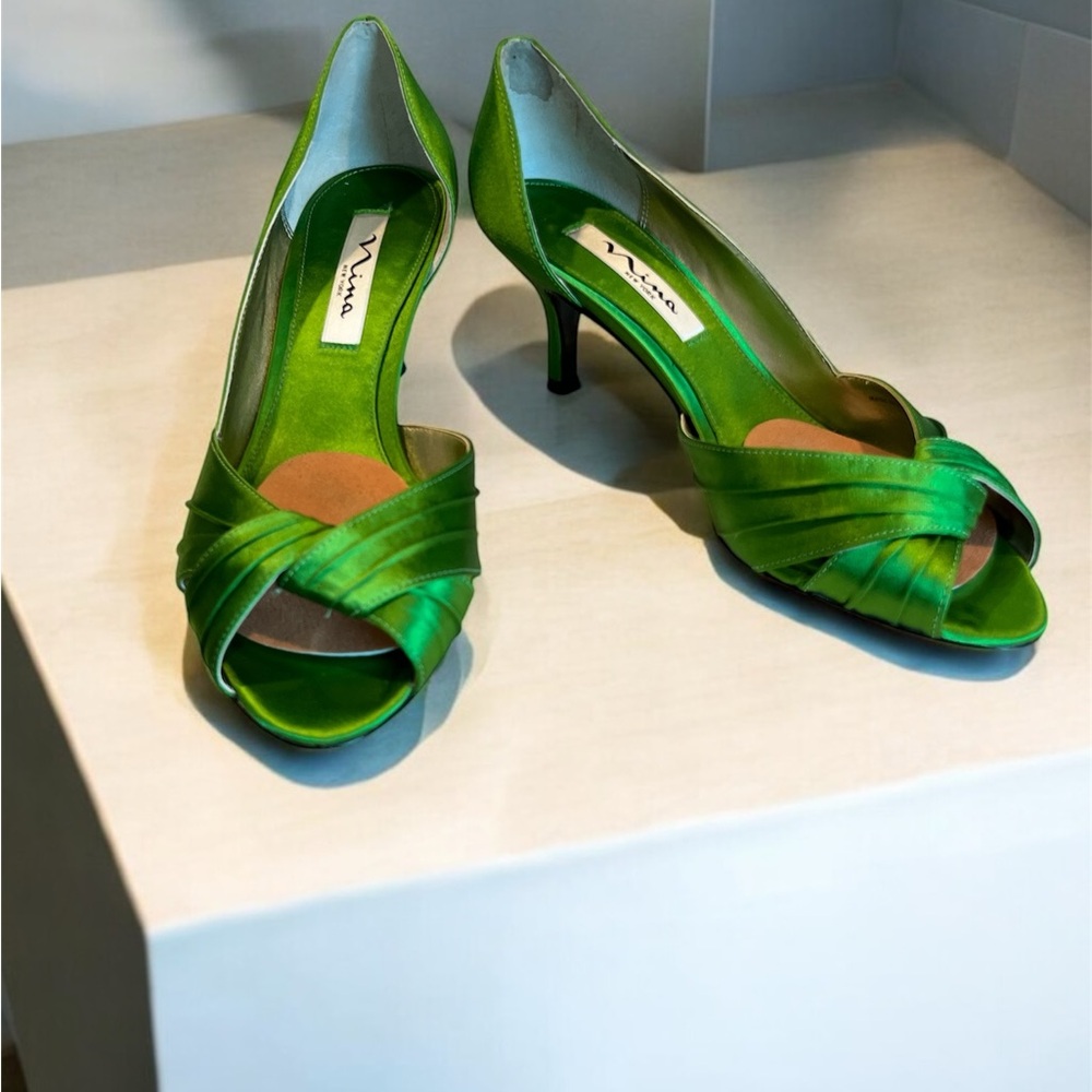 💚 Nina Green Culver Open-Toe Heels 💚